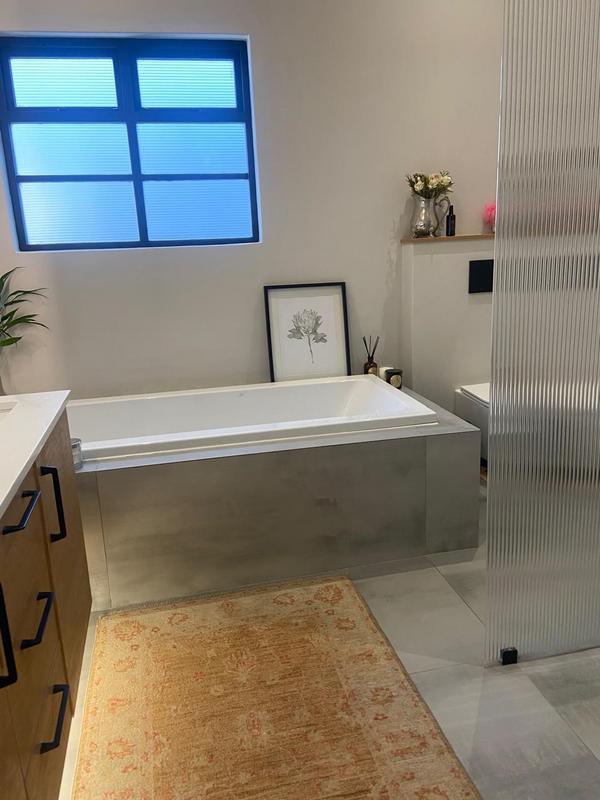 2 Bedroom Property for Sale in Gardens Western Cape